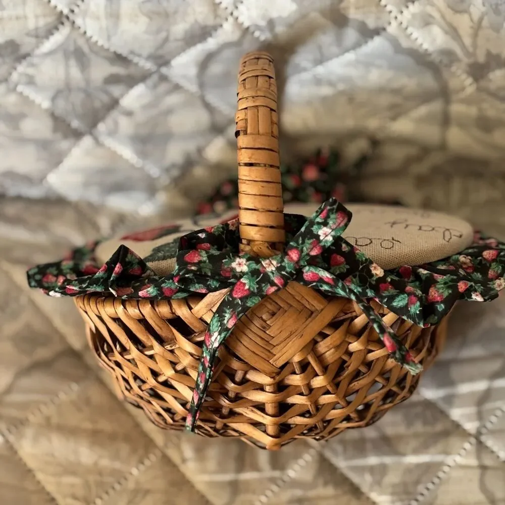 Vintage Wicker Sewing Basket Strawberry Applique Embroidery Floral Cottagecore